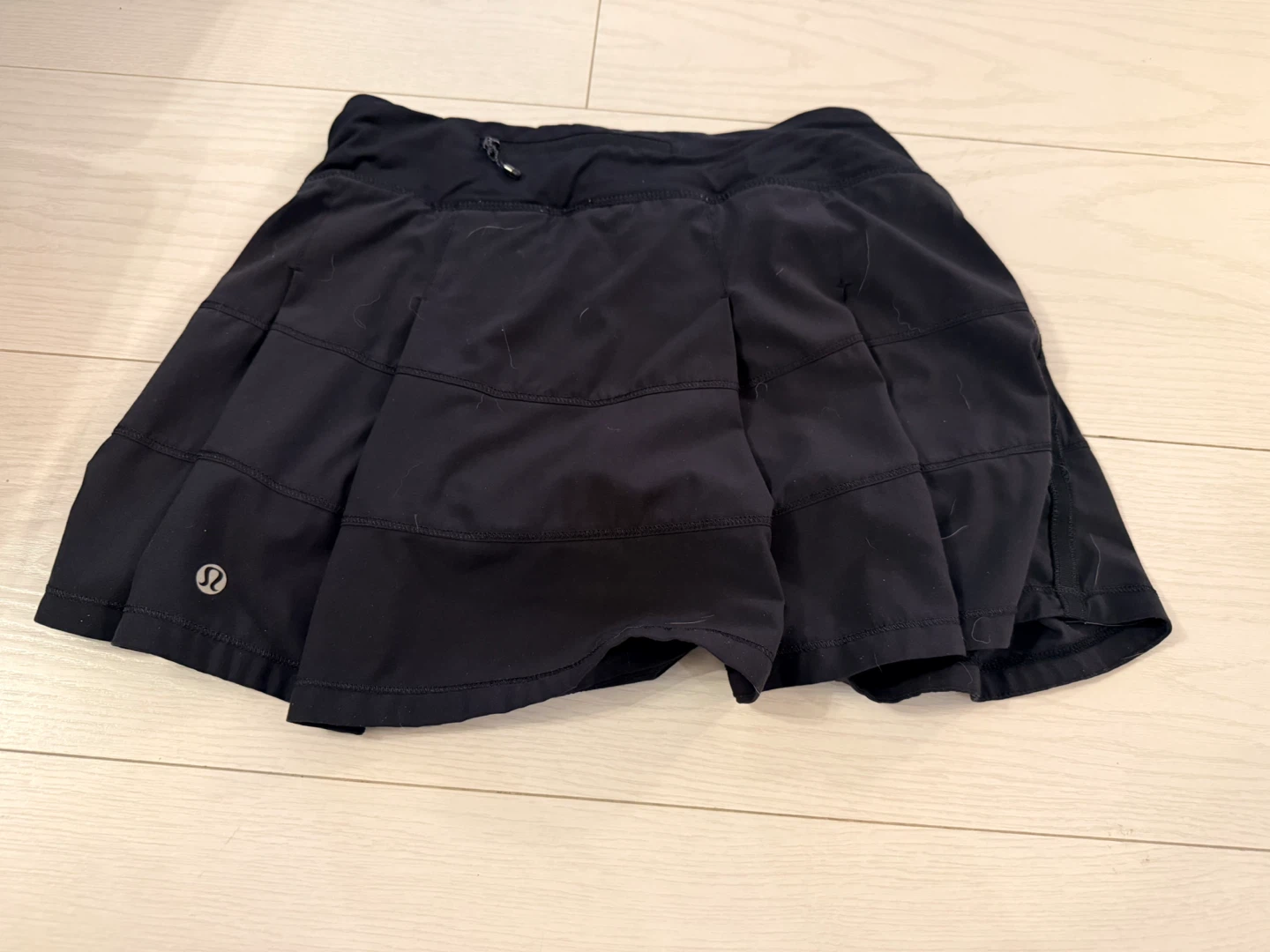 Lululemon Black skirt Size 4 Tall - photo 3