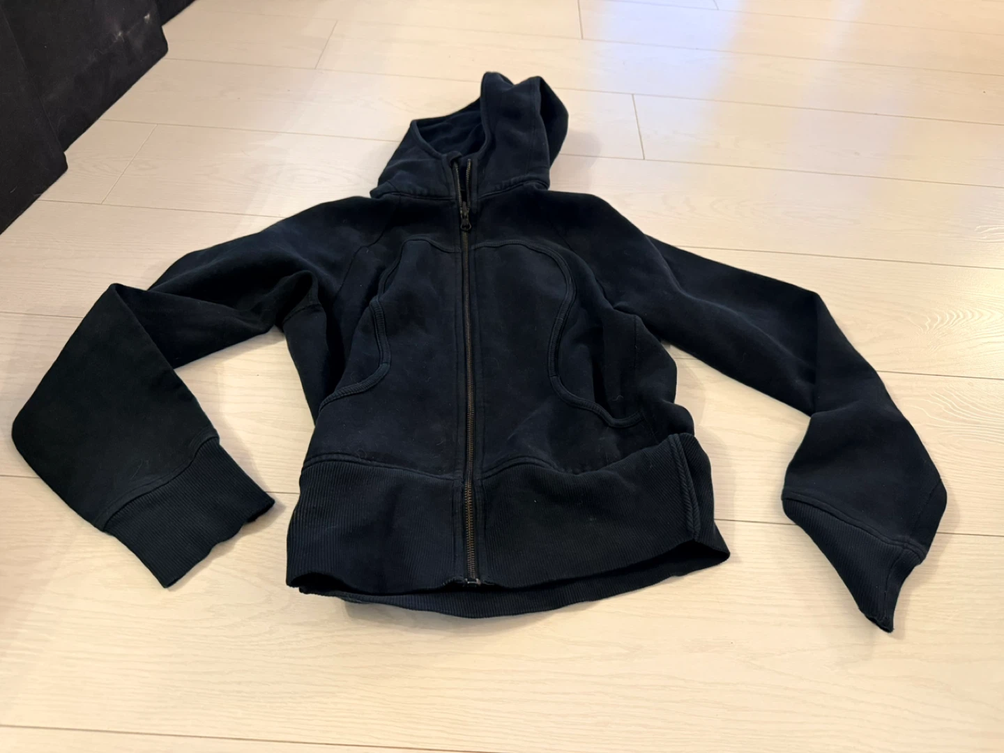 Lululemon Full Zip Hoodie Black size 8
