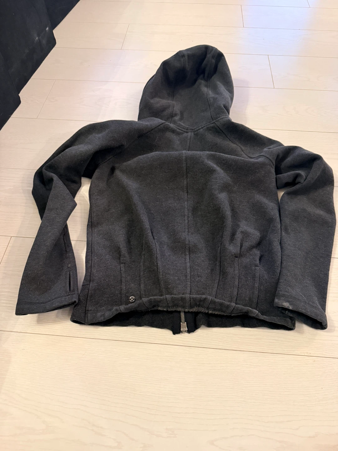 Lululemon grey Hoodie - photo 5