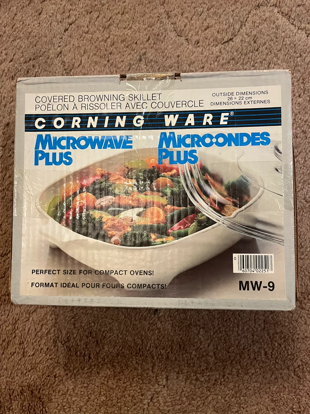 Corning Ware Covered Browning Skillet MW-9
