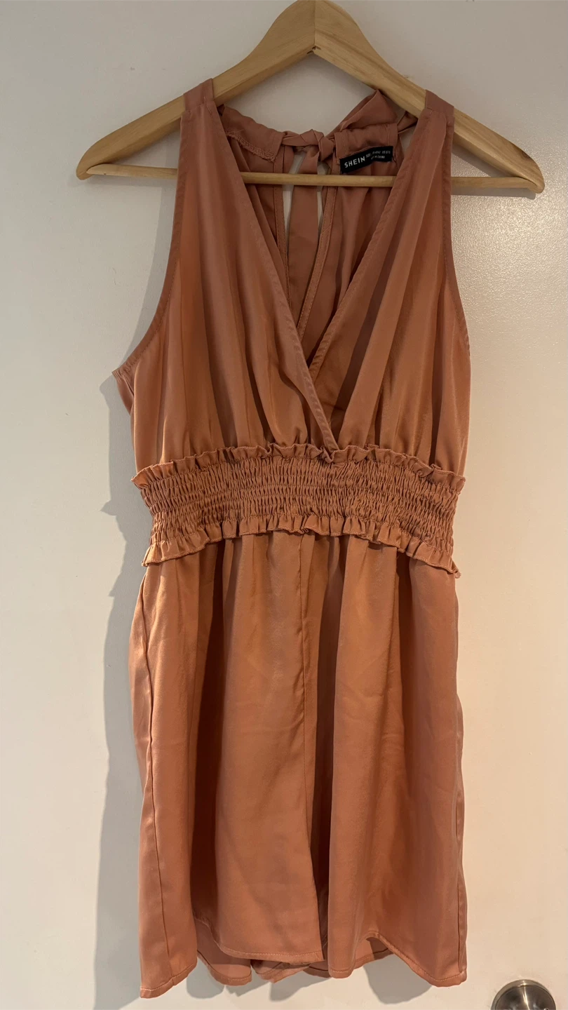 SHEIN sleeveless peach romper - photo 2