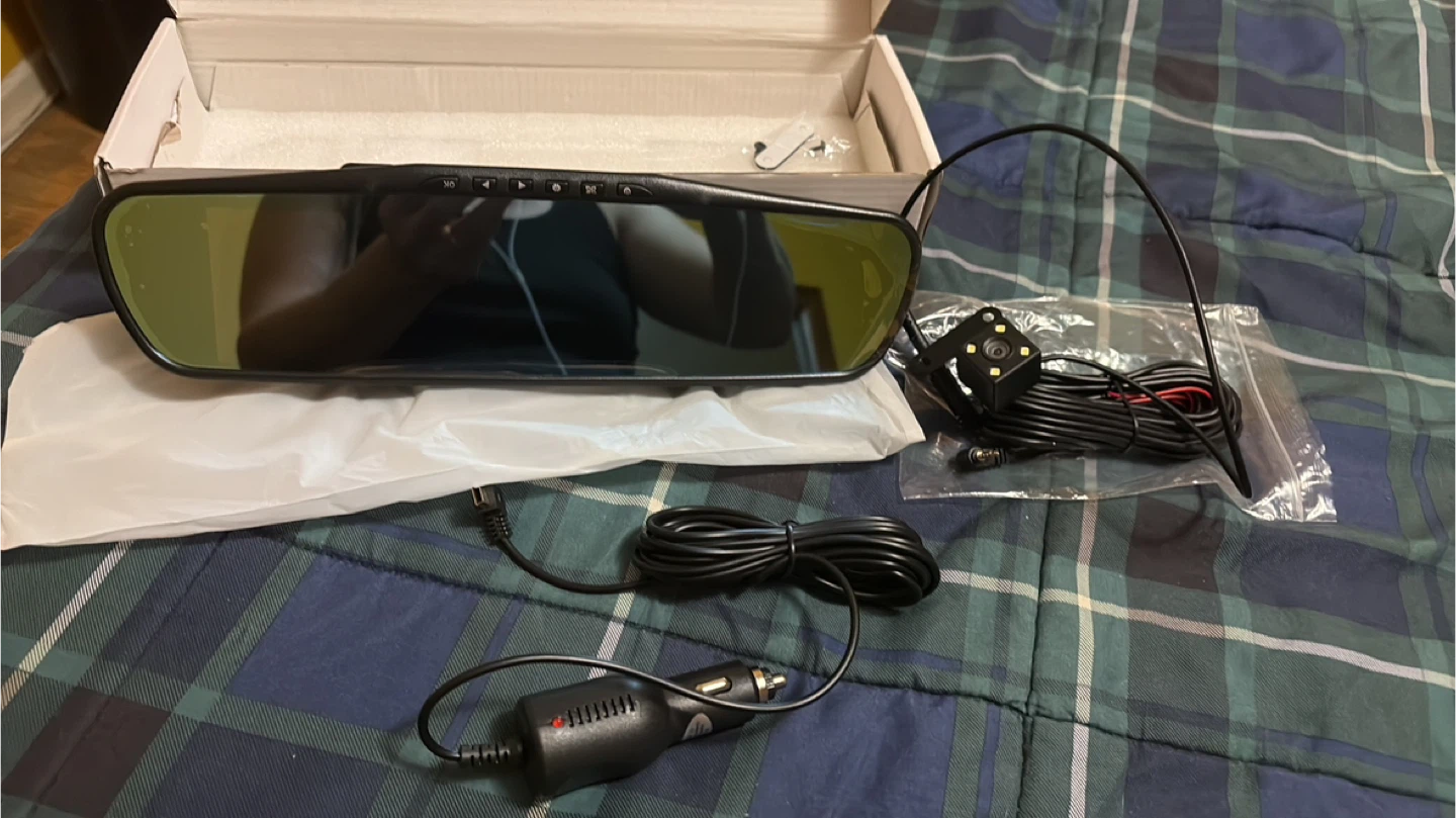 Dash Cam Rearview Mirror with Backup Camera - photo 2