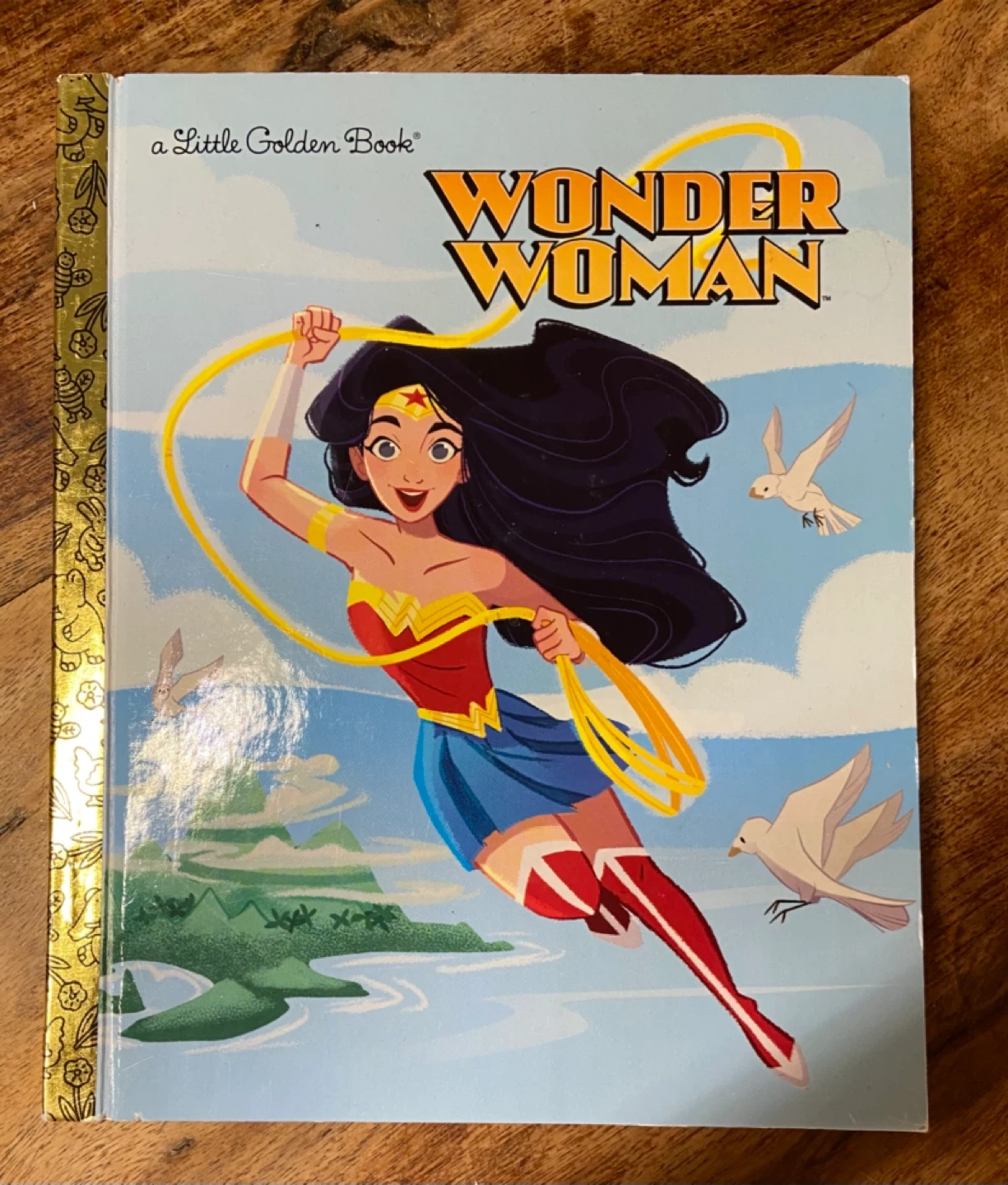 EUC Wonder Woman Little Golden Book