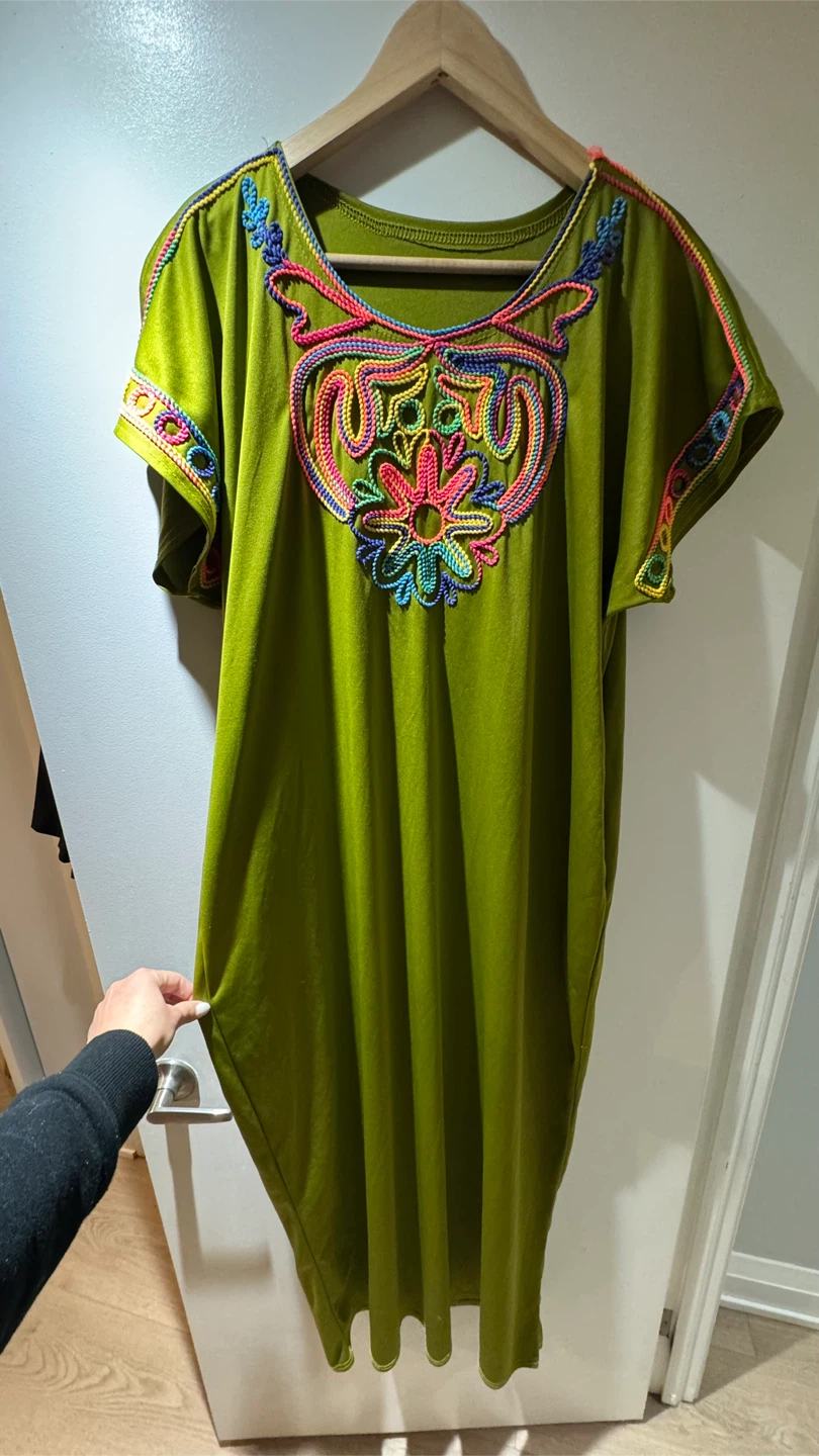 Green Embroidered Kaftan Dress