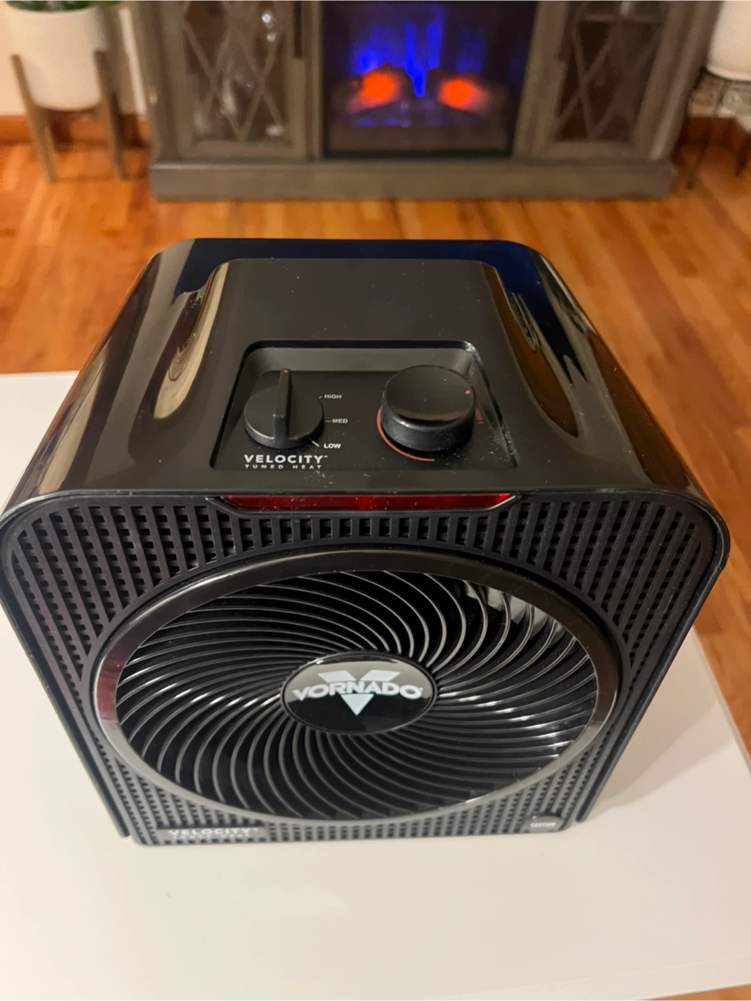 Vornado Velocity 4 Whole Room Heater with Velocity Tuned Heat - photo 2