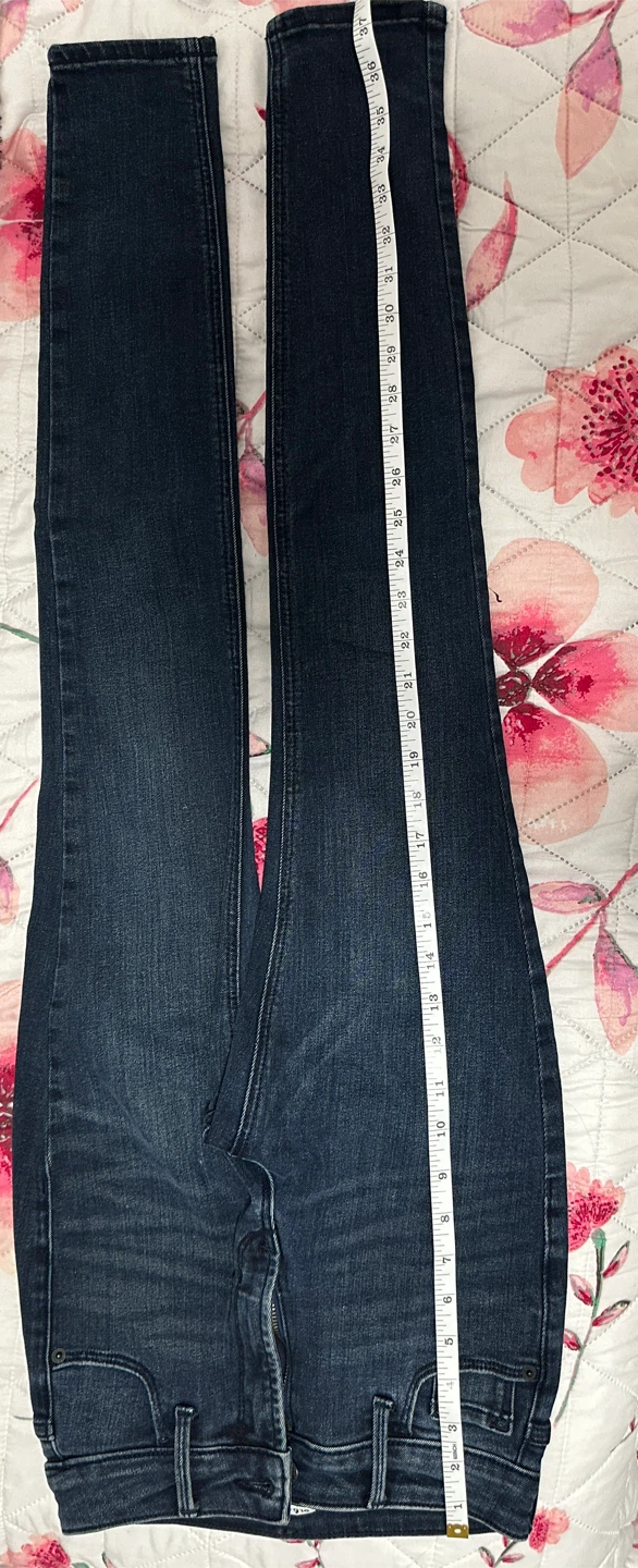 Old Navy Rockstar Super Skinny High-Rise Jeans Size 00 - photo 5