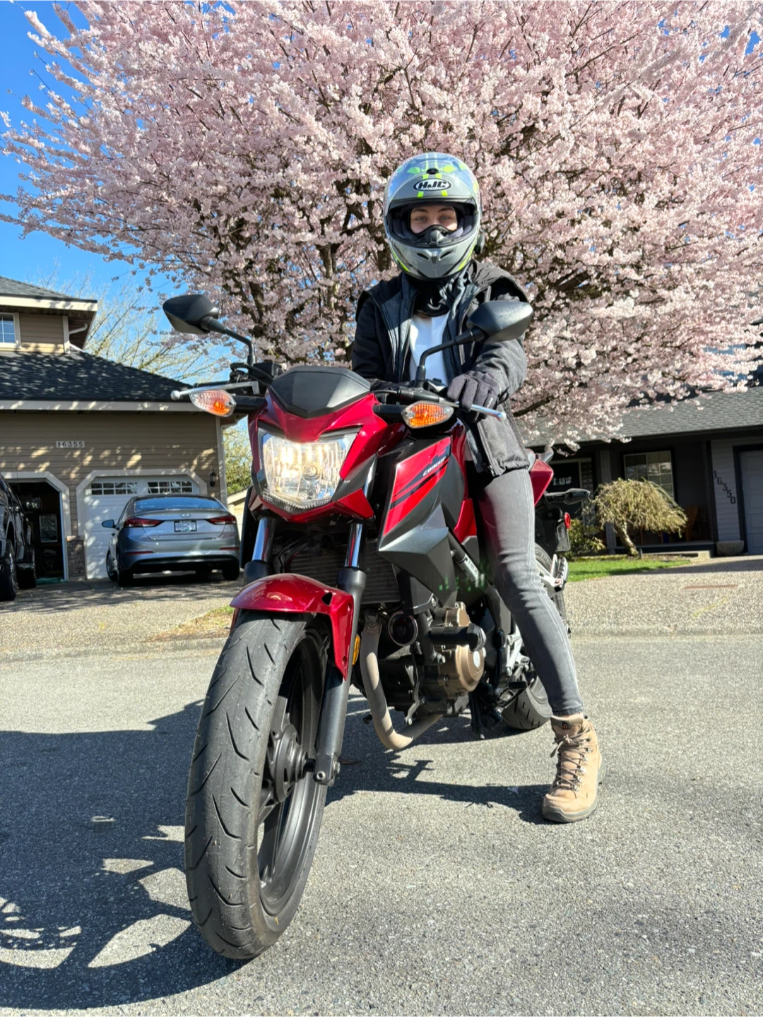 Red Honda CB300F Motorcycle - photo 4