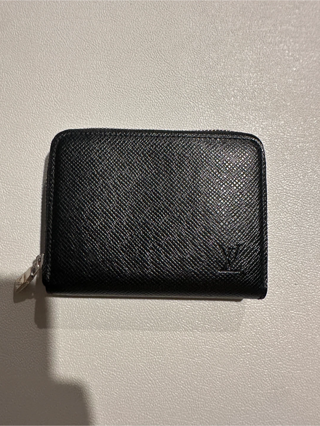 Louis Vuitton Wallet - $30 (As-is)