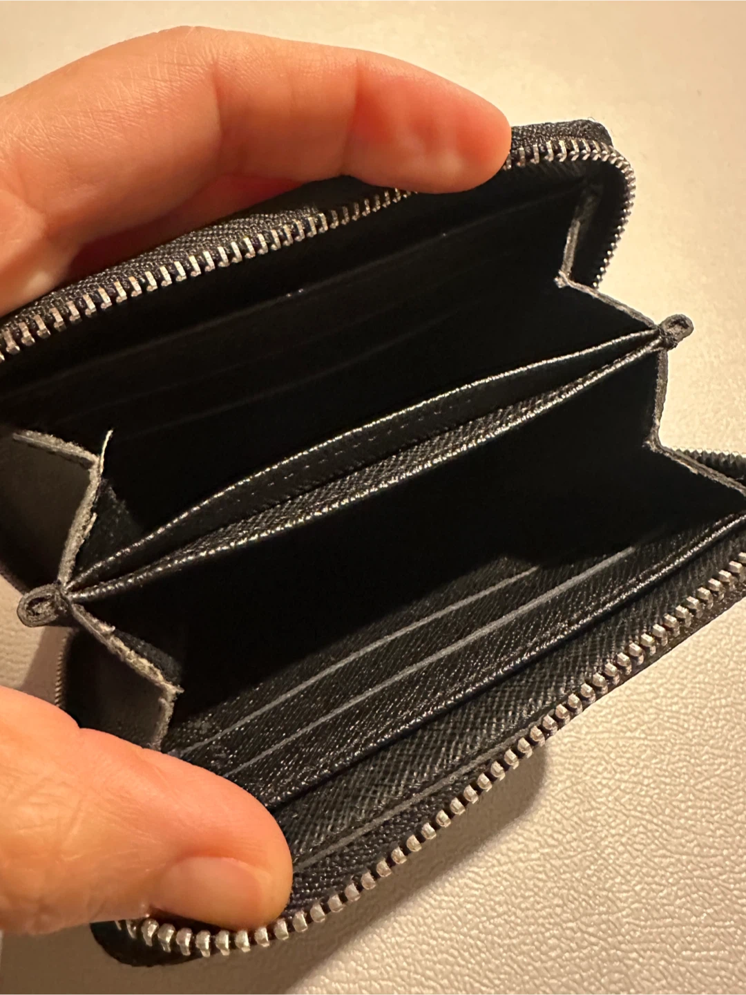 Louis Vuitton Wallet - $30 (As-is) - photo 5