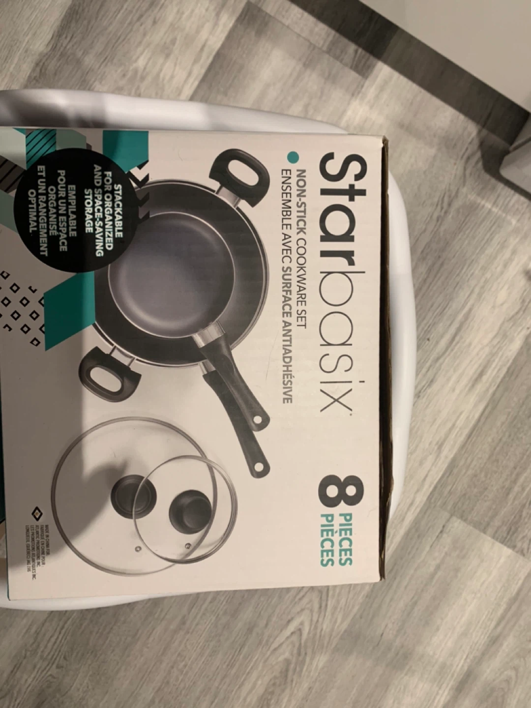 BNIB Starbasix Non-stick Cookware Set