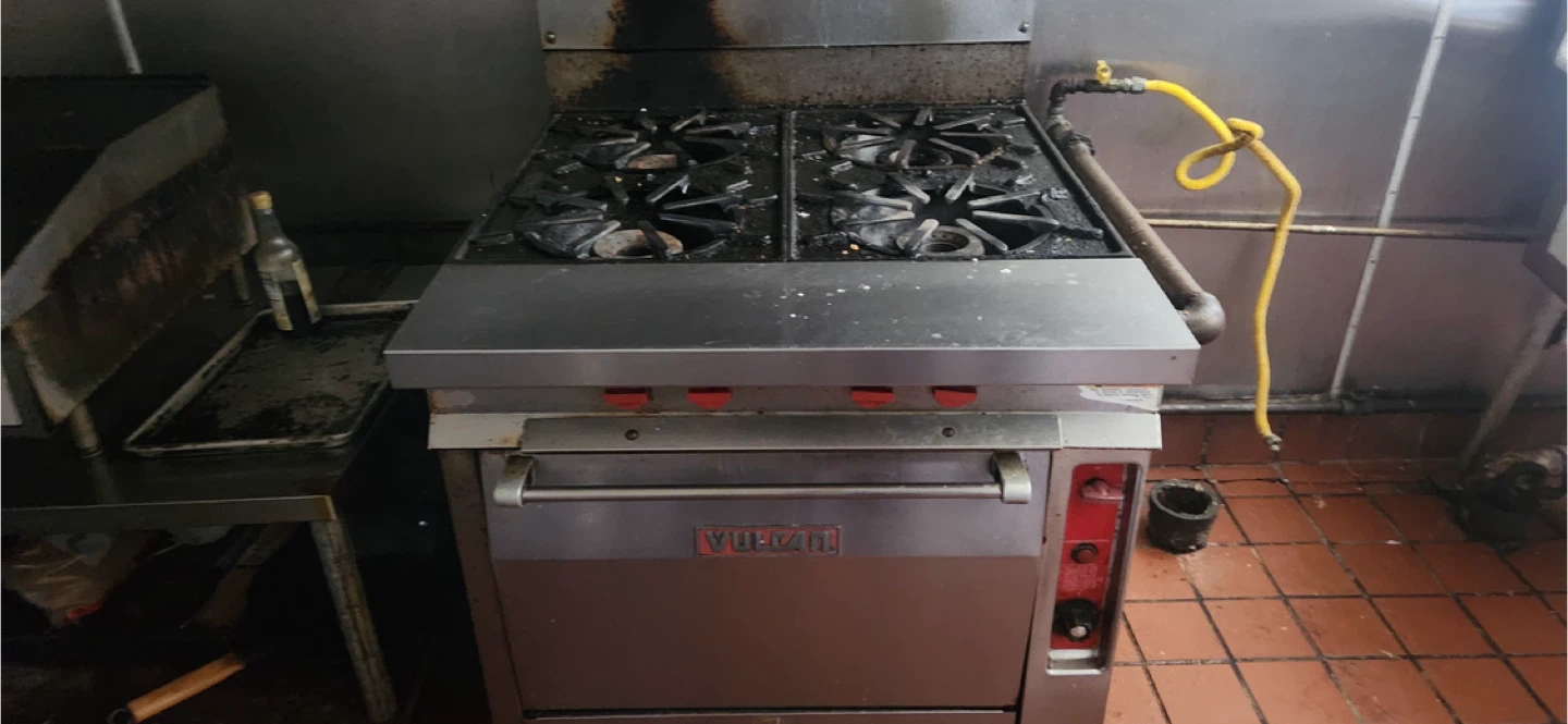 Vulcan 4-Burner Commercial Gas Range