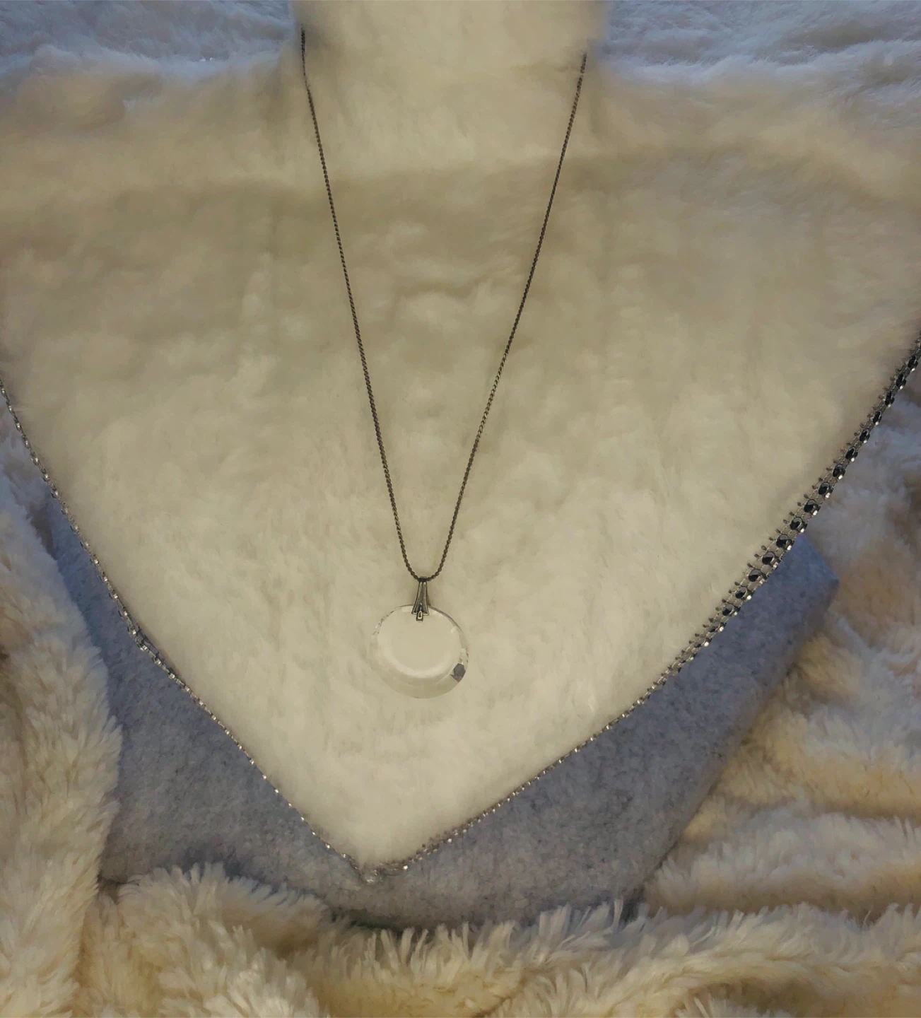 Clear Crystal Circle Pendant Necklace - photo 4