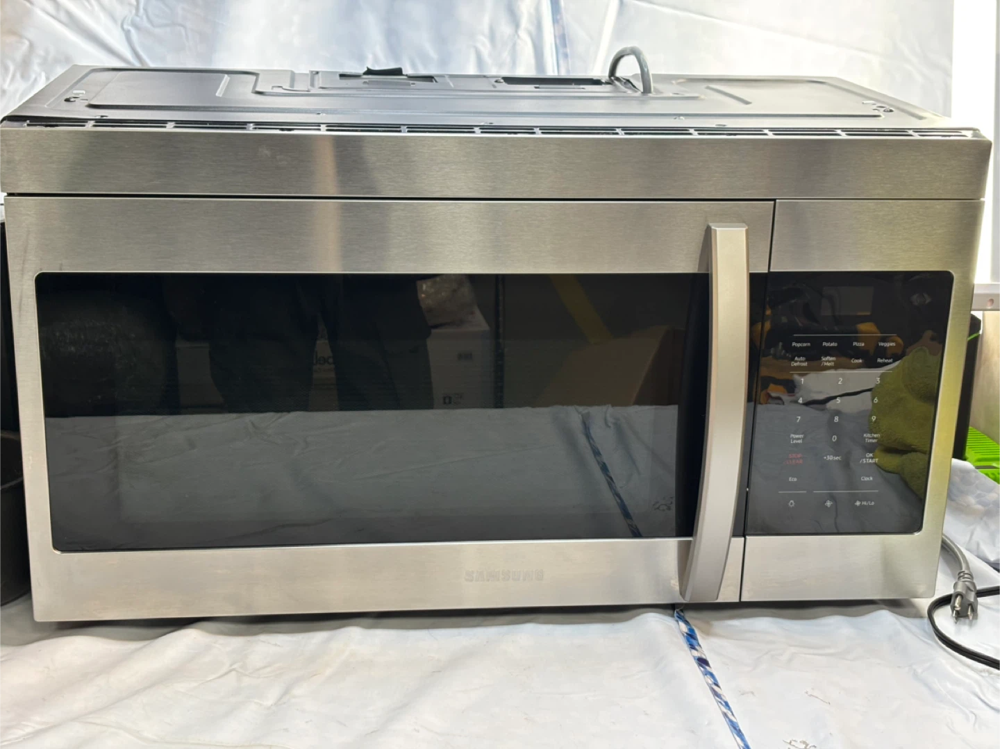 Samsung Over-The-Range Microwave Oven