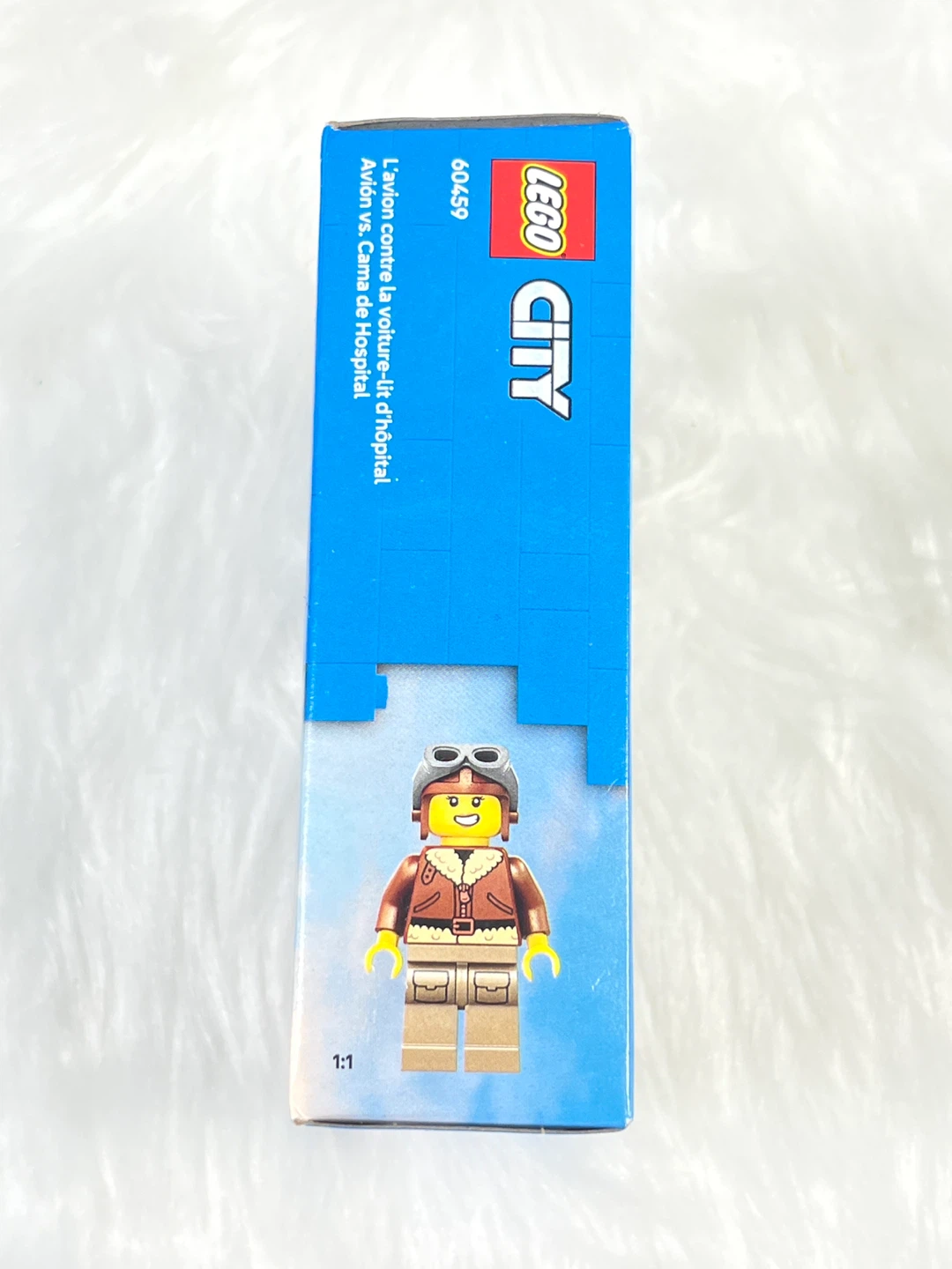 LEGO City Airplane vs. Hospital Bed Building Toy Set 60459 - photo 3