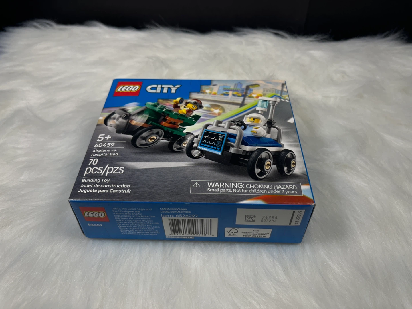 LEGO City Airplane vs. Hospital Bed Building Toy Set 60459 - photo 4
