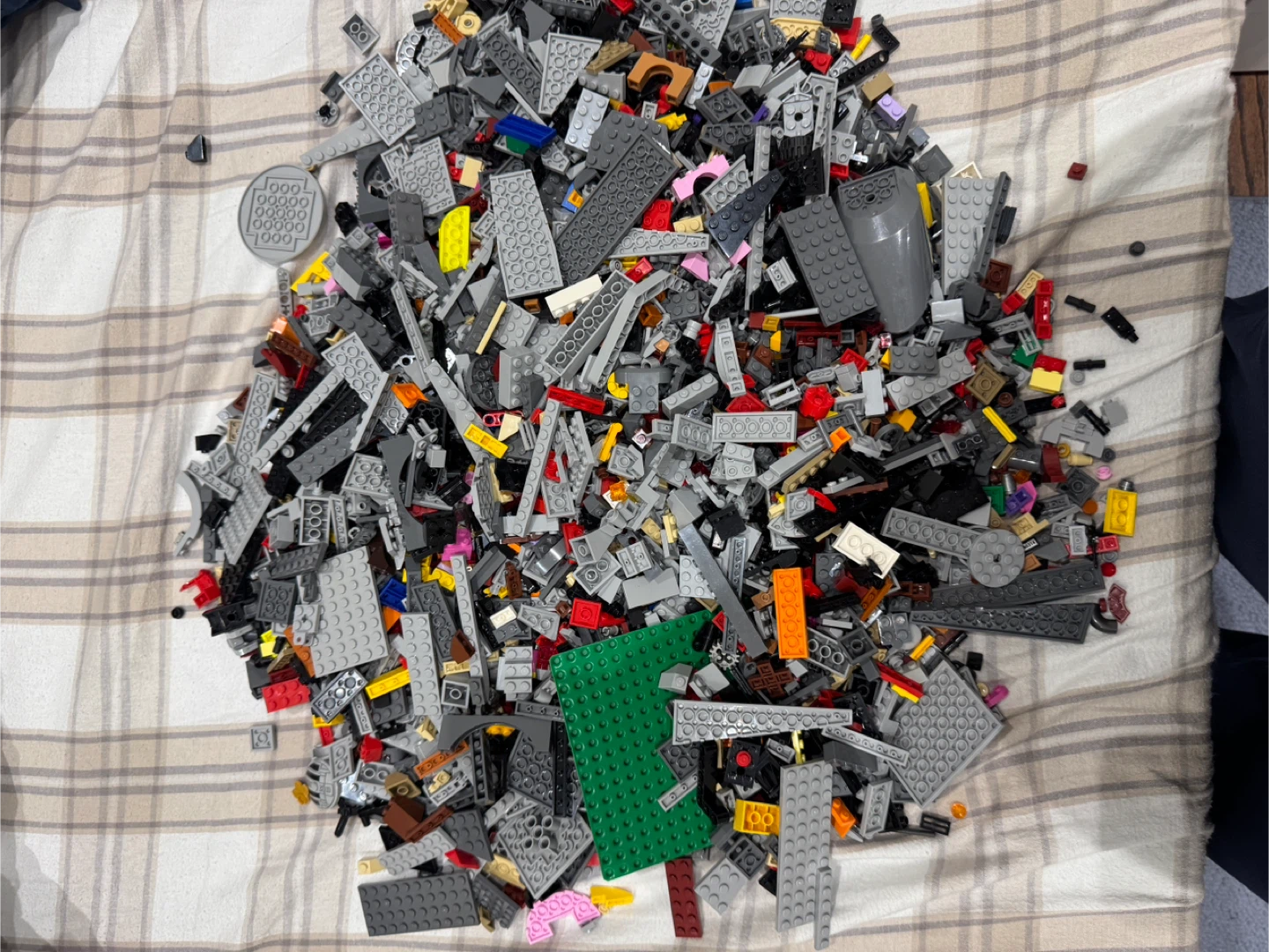 Lego Pieces - photo 3