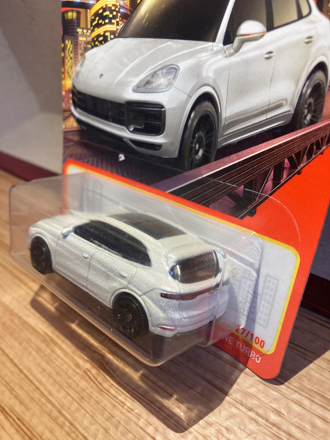 Matchbox / Porsche Cayenne Turbo / White - photo 3