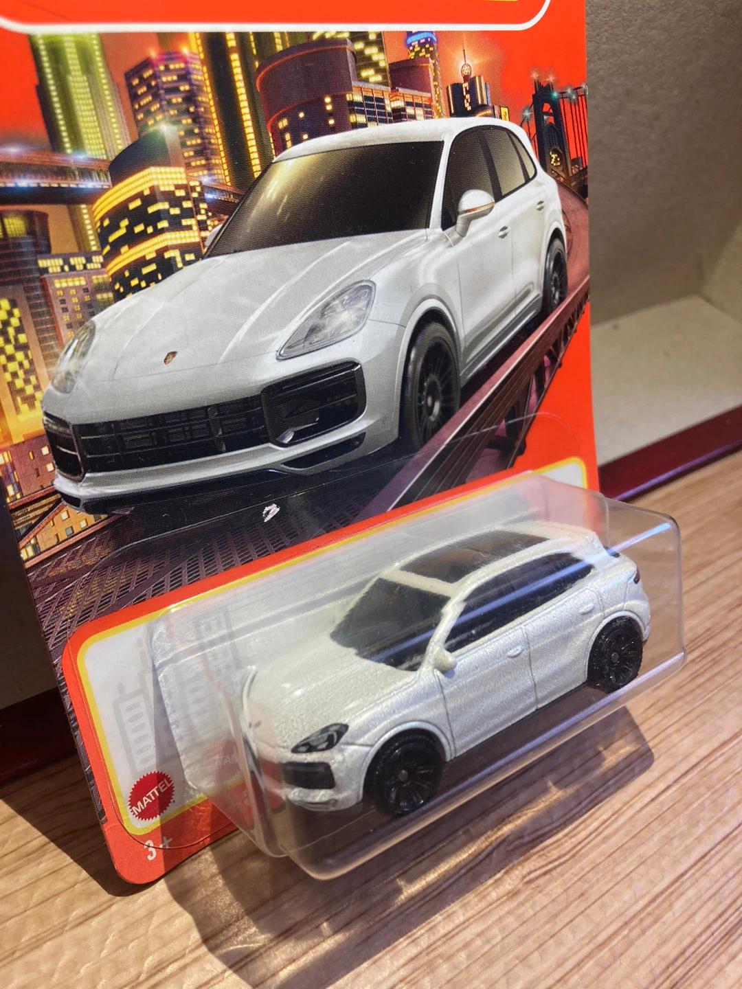 Matchbox / Porsche Cayenne Turbo / White - photo 2