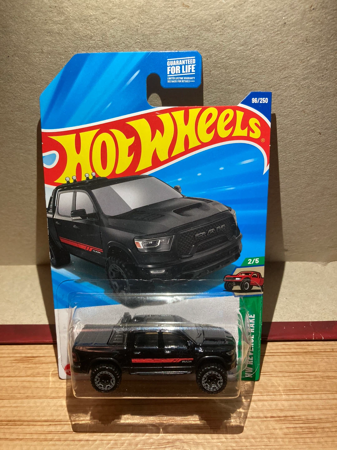 Hot Wheels / 23 Ram 1500 / Black