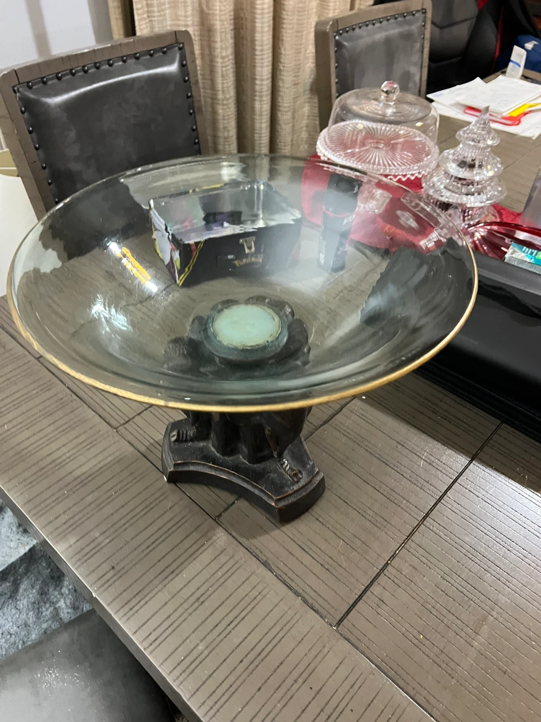 Free delivery used  Glass Fruit Bowl with Elephant Base - photo 2