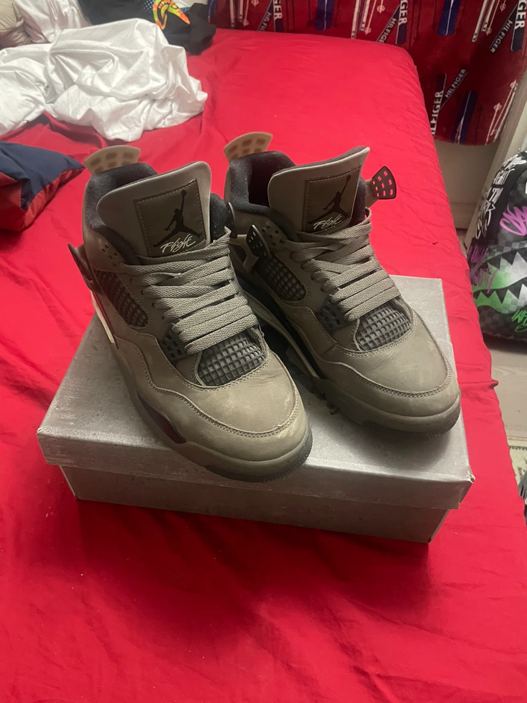 Air Jordan 4 Retro "cave stones" Shoes