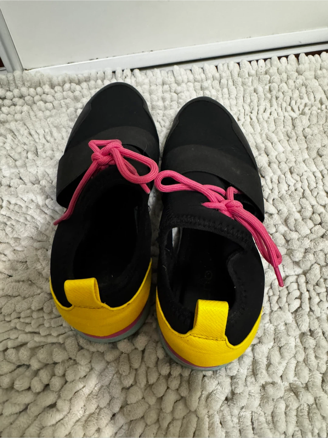 ALDO Black Slip-On Sneakers with Pink Laces - photo 3