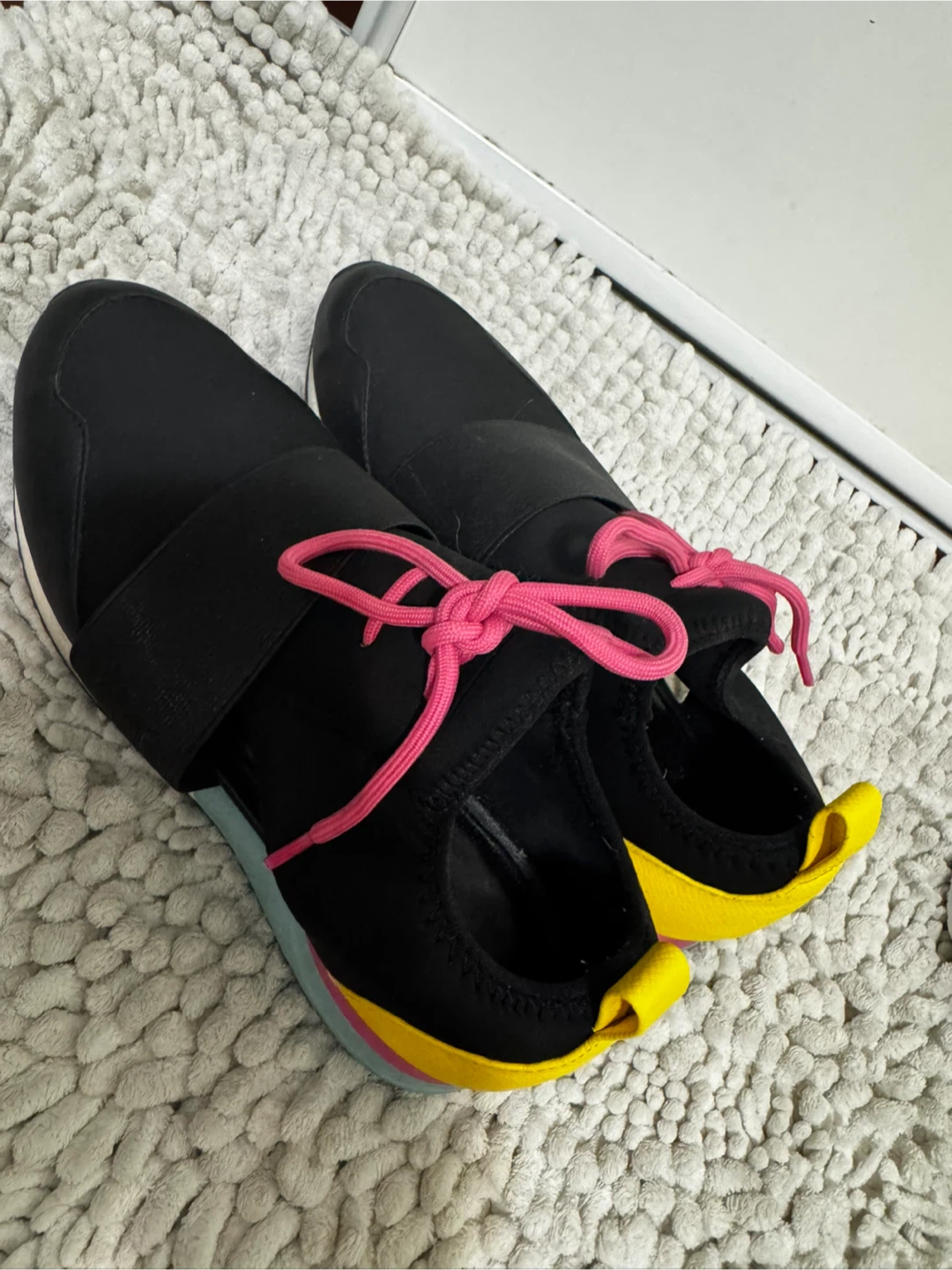 ALDO Black Slip-On Sneakers with Pink Laces - photo 2