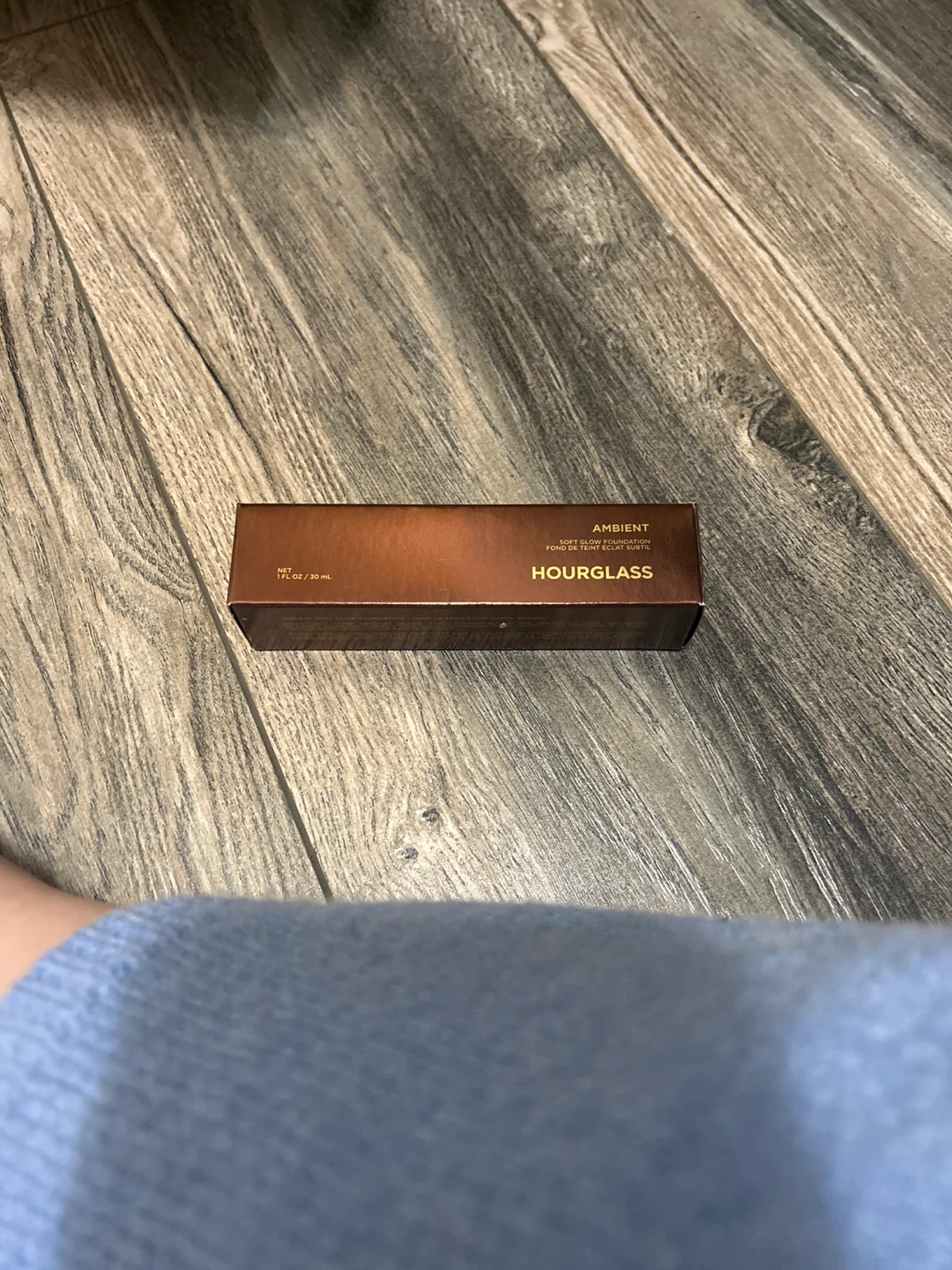 Hourglass Ambient Soft Glow Foundation 7.5