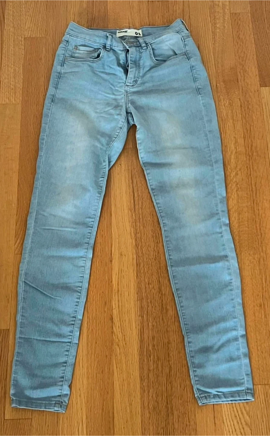 Garage Light Wash Skinny Jeans Size 1
