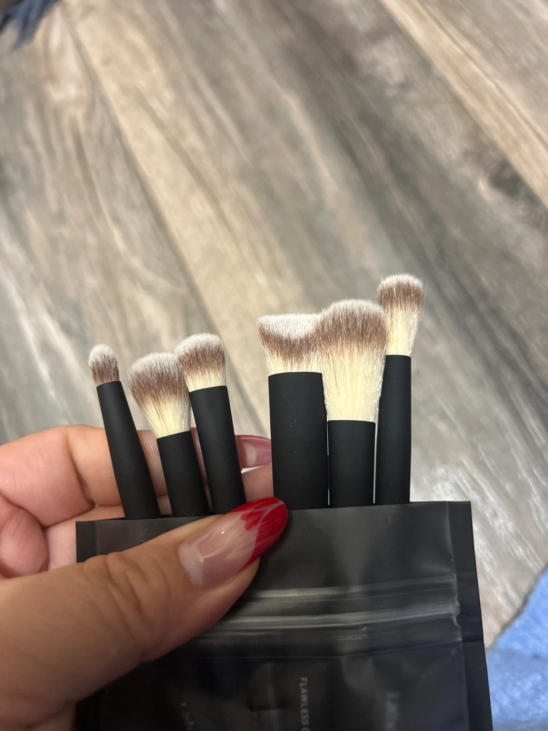 Lithe 6 Professional Makeup Brushes Set (In Packaging) - photo 4