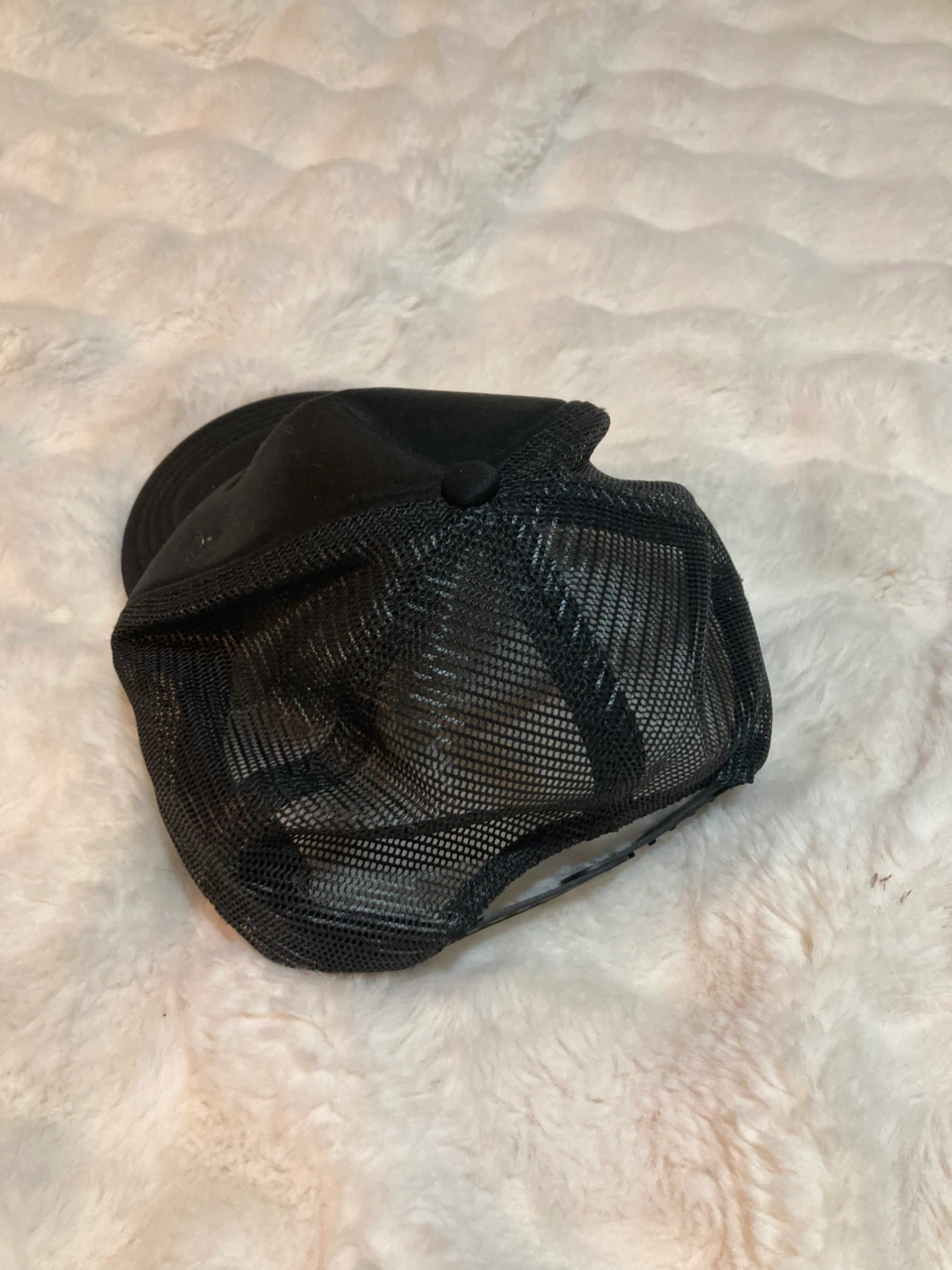 Two hats: black trucker hat and white/black baseball cap - photo 4