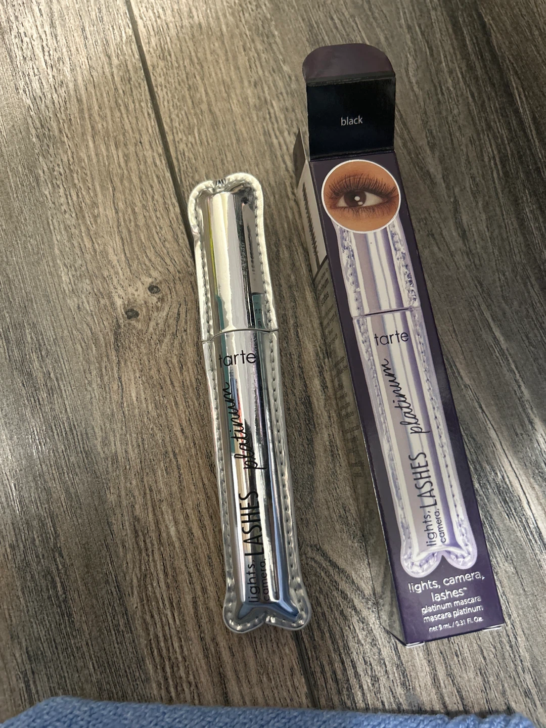 Tarte Lights, Camera, Lashes Platinum Mascara Black - photo 4