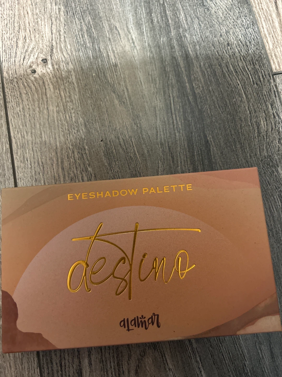 Alamar Cosmetics Destino Eyeshadow Palette