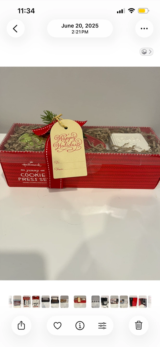Hallmark Yummy Cookie Press Set