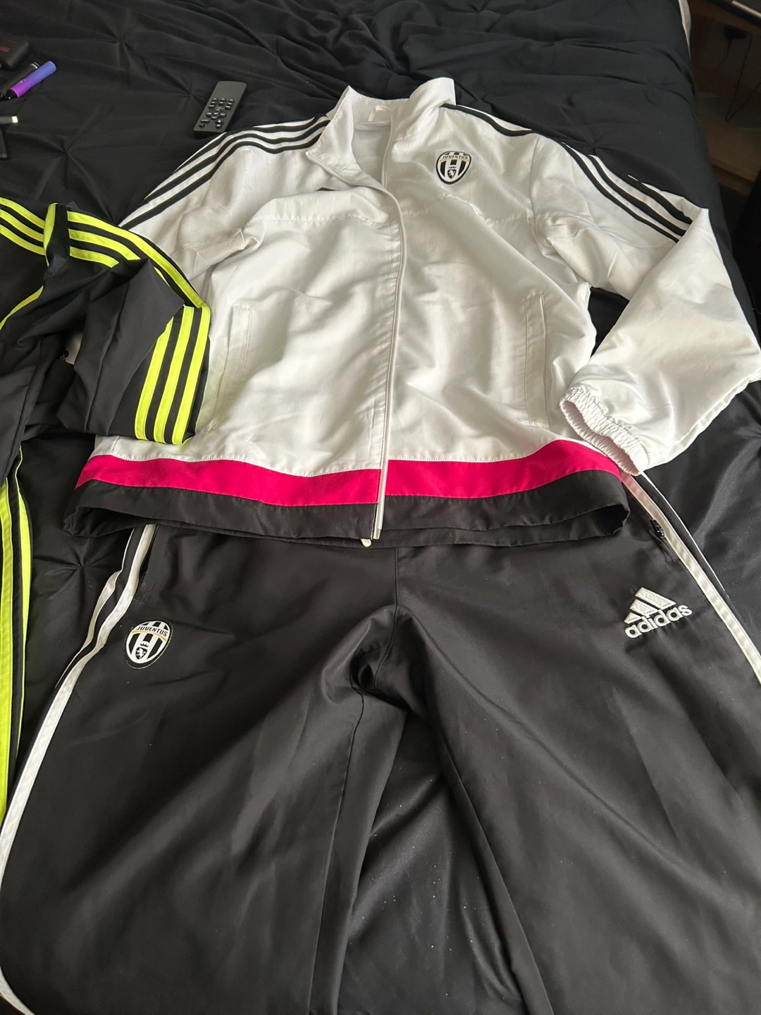 $100 Each Suit ,Adidas Juventus Tracksuit Set. - photo 2