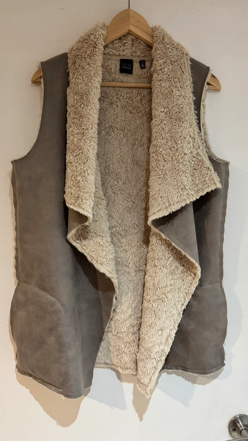 Faux Suede Sherpa Lined Vest - photo 2