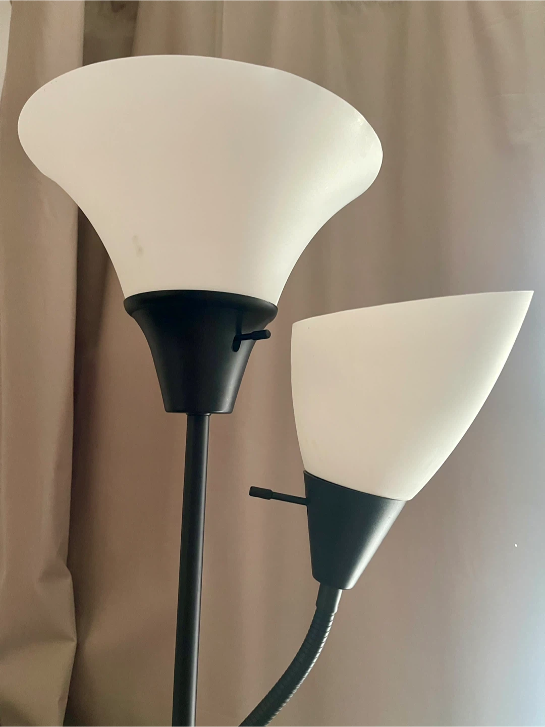 Dual Head Floor Lamp - photo 2