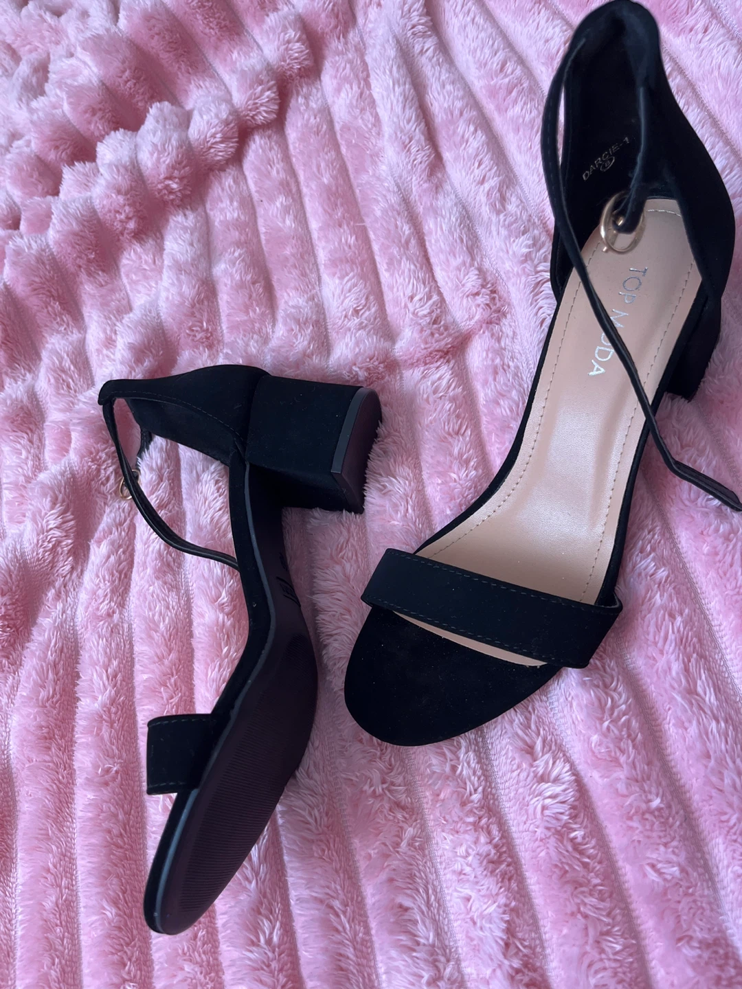 Black Suede Block Heel Sandals - photo 2