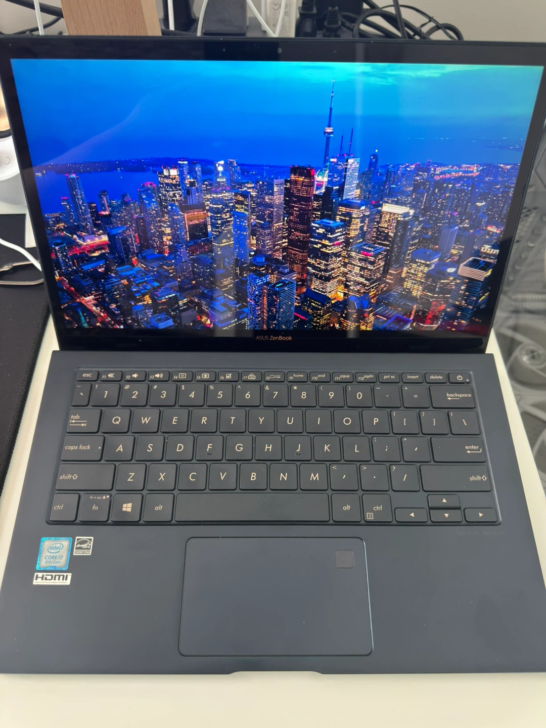 Asus Zenbook S UX391 i7 8565u 16GB RAM 256GB SSD 13.3" Laptop