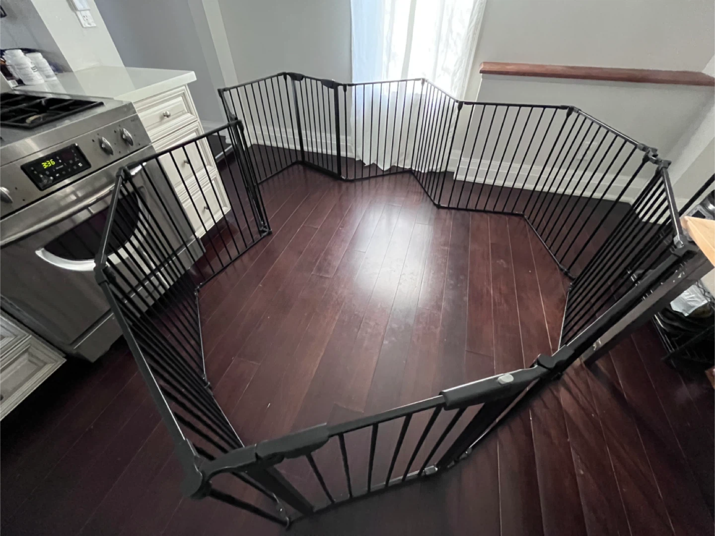 Large 13-panel baby or pet gate playpen 26 feet