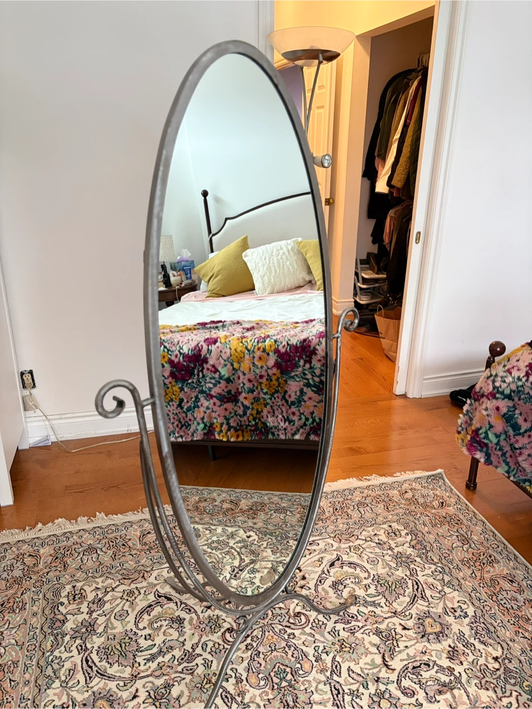 Oval Decorative Standing Floor Mirror