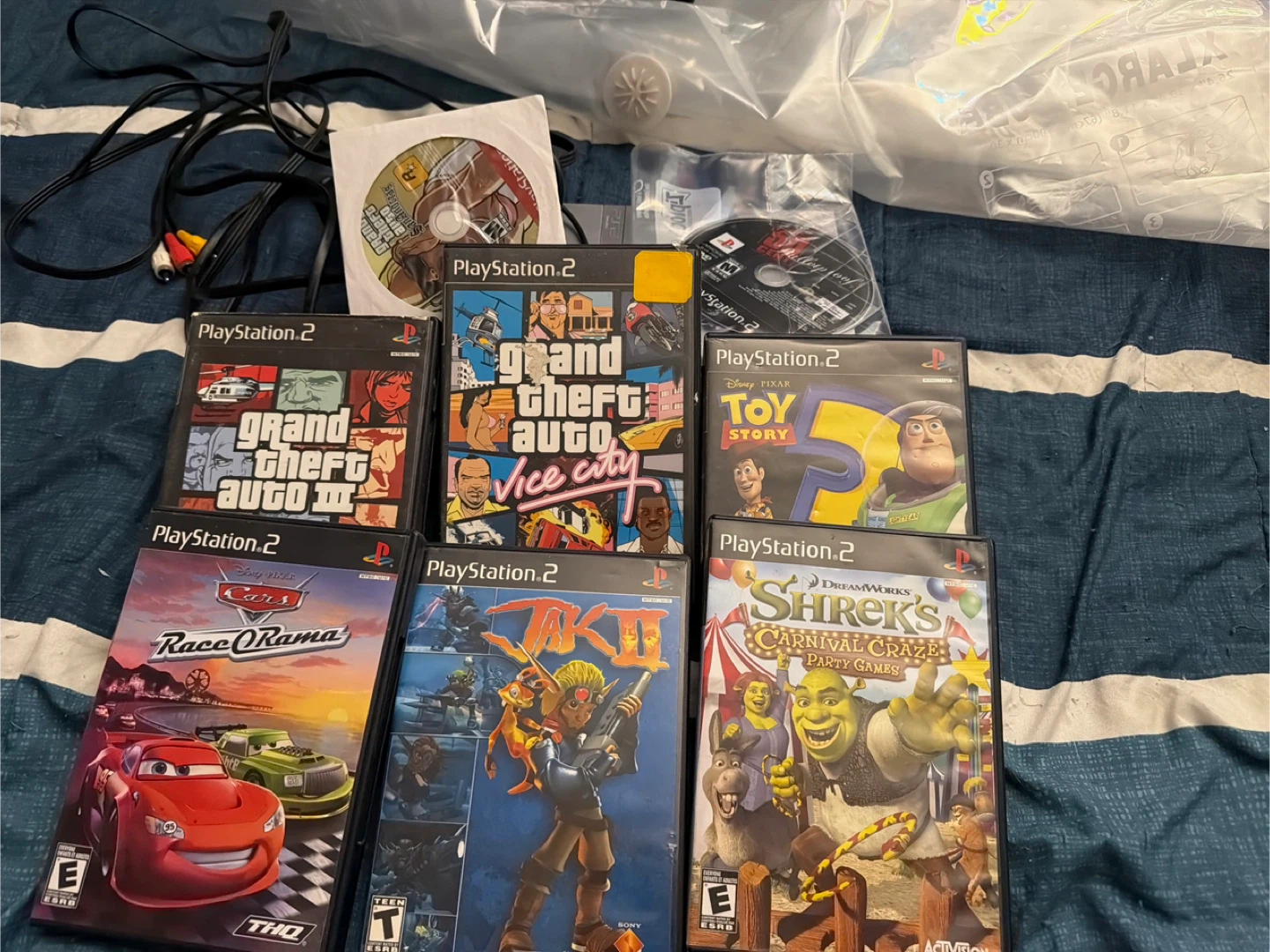 Sony PlayStation 2 Slim Console Bundle with Games - photo 2