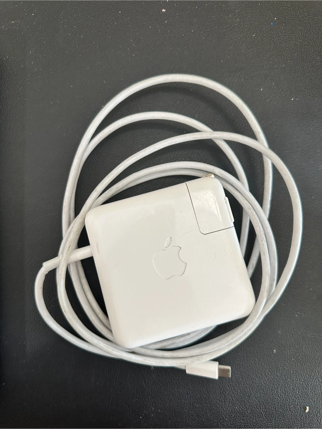 Apple MacBook Pro 13-inch 2018 - photo 3