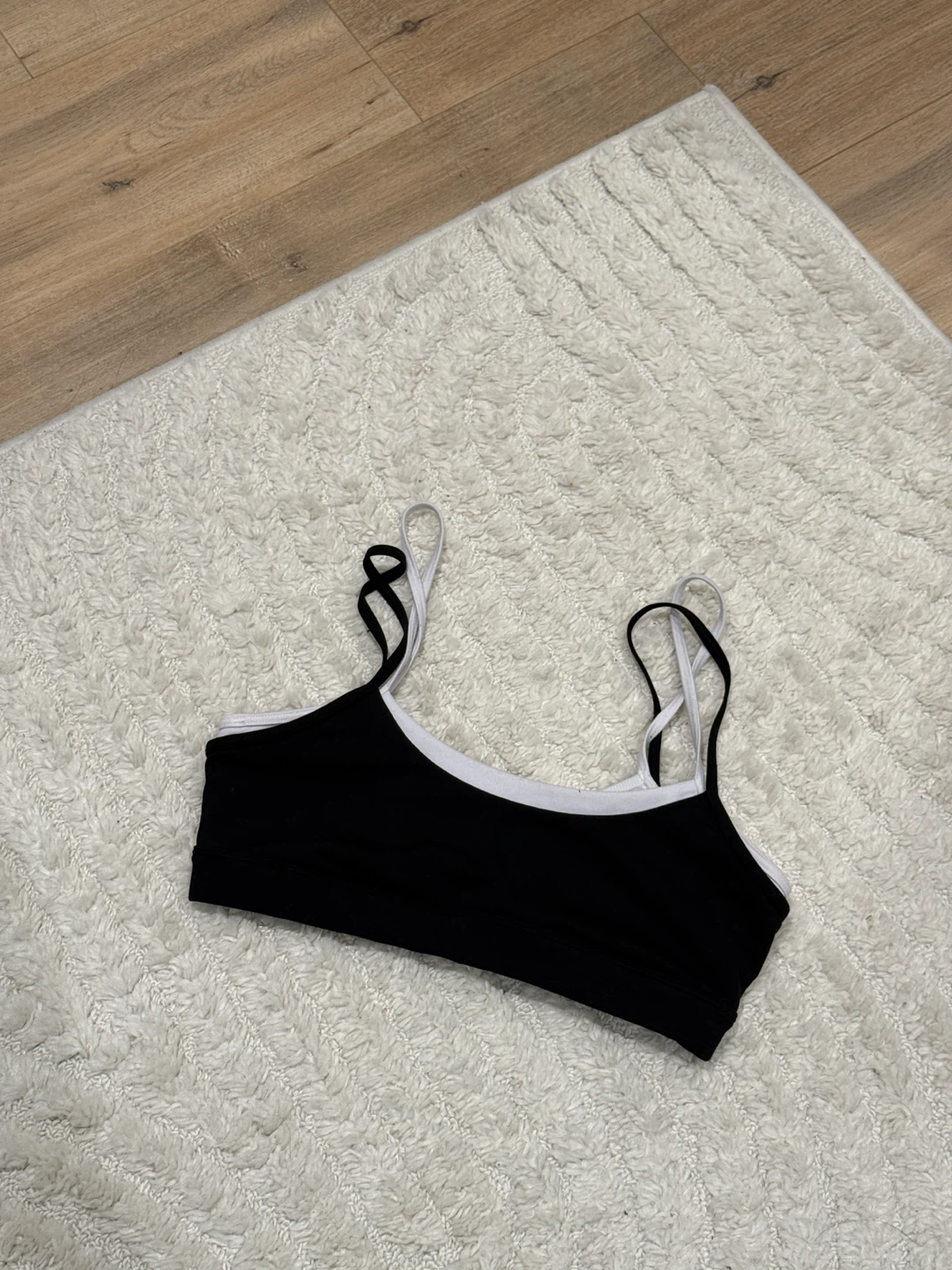 Alo Yoga Sports Bra - Black/White - Size S