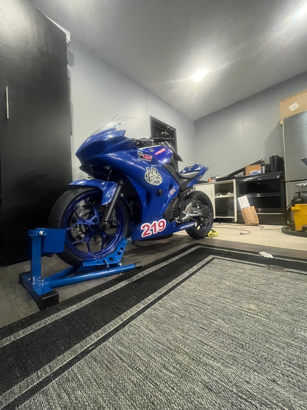 Blue Yamaha R3 Sportbike
