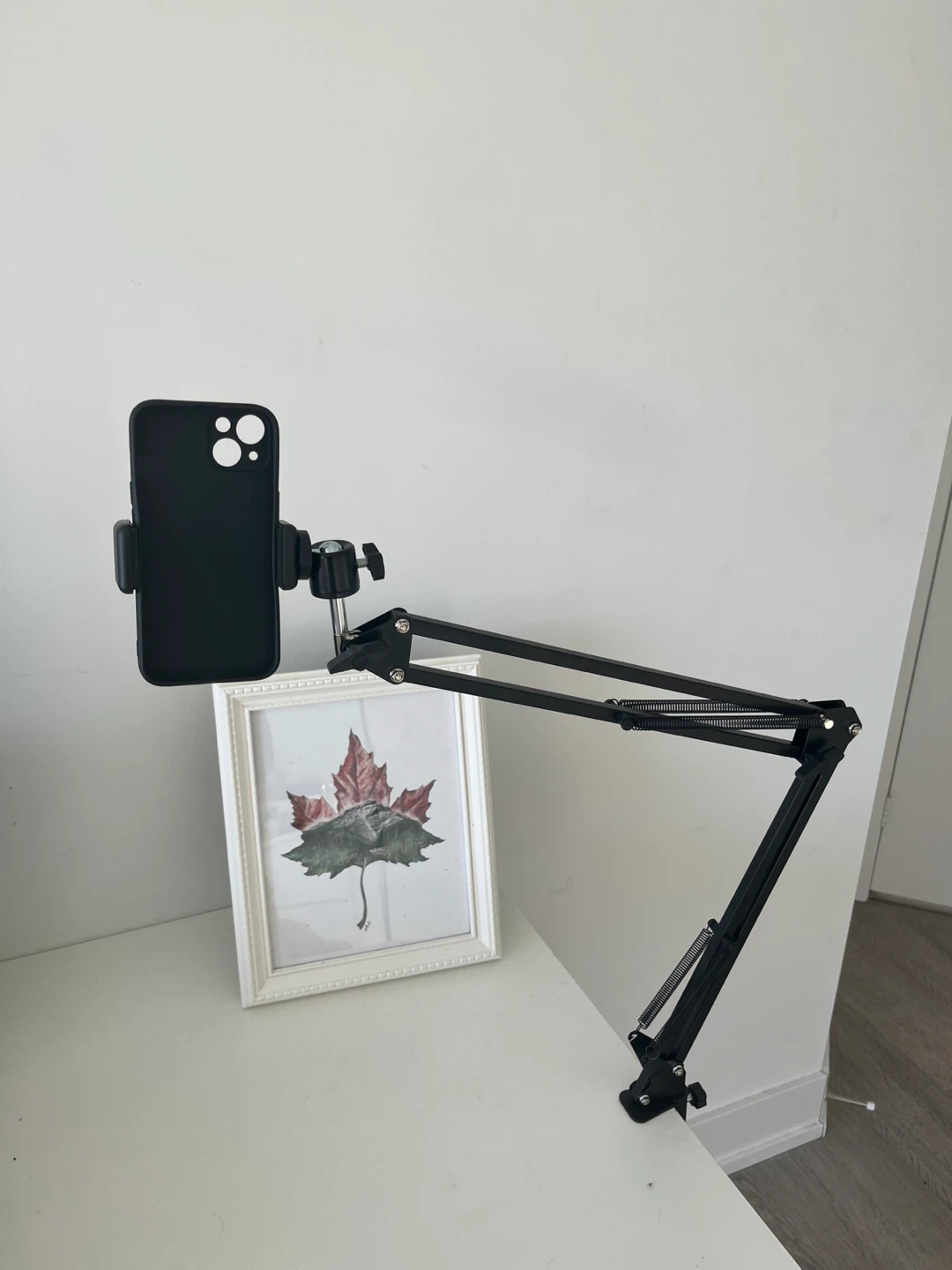 Adjustable Desk Tripod