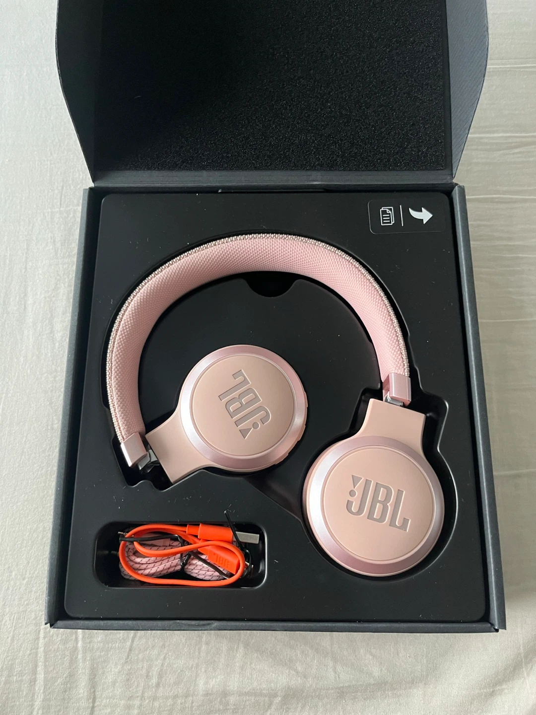 JBL Wireless Headphones