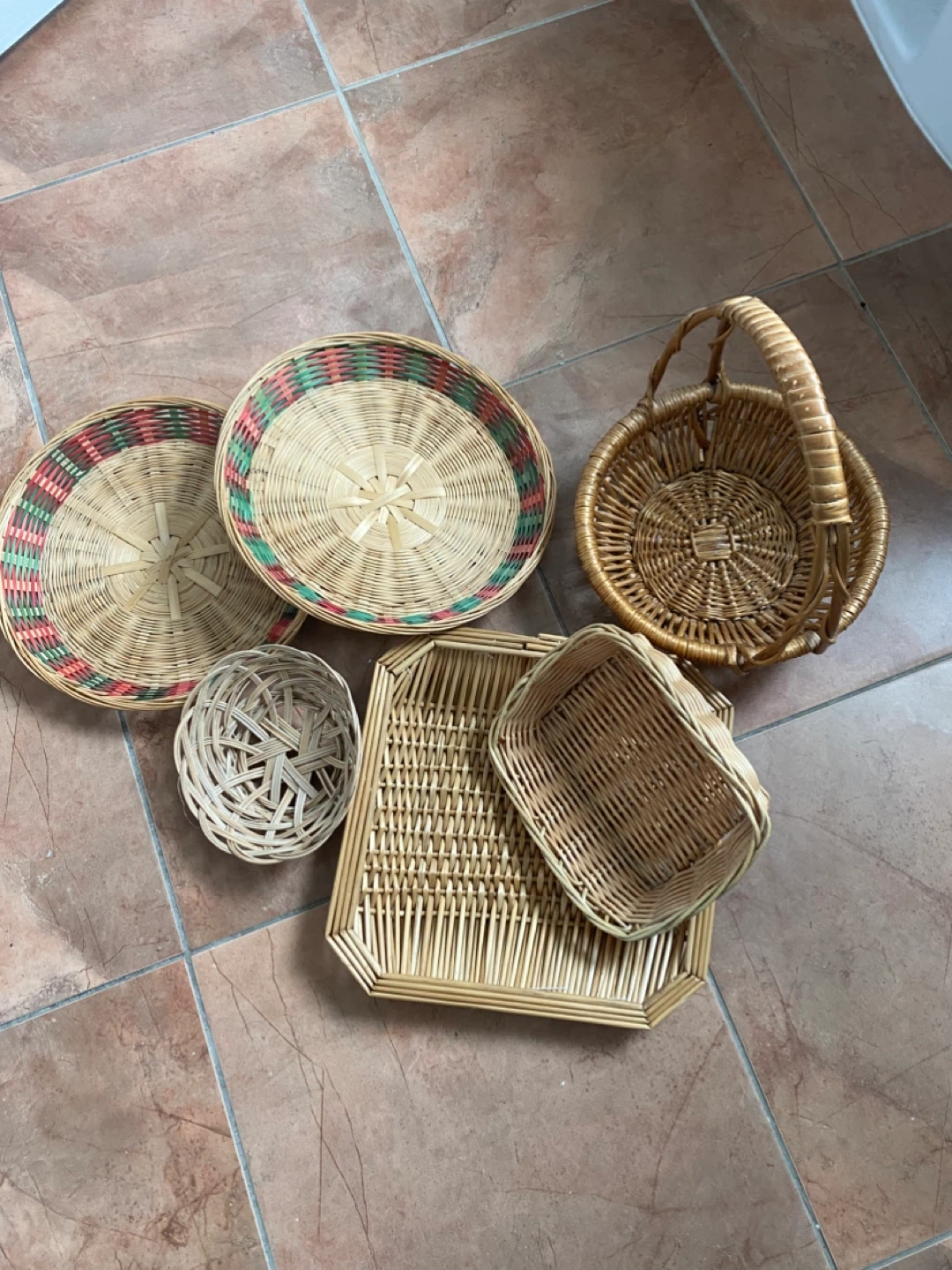 Set of 6 Woven Baskets and Trays