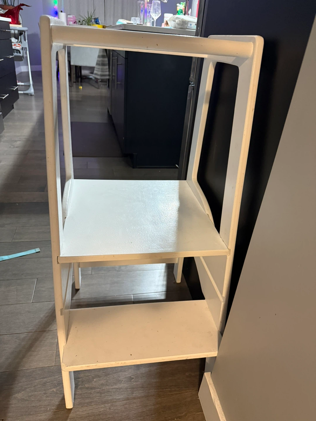 White Learning Tower - photo 3