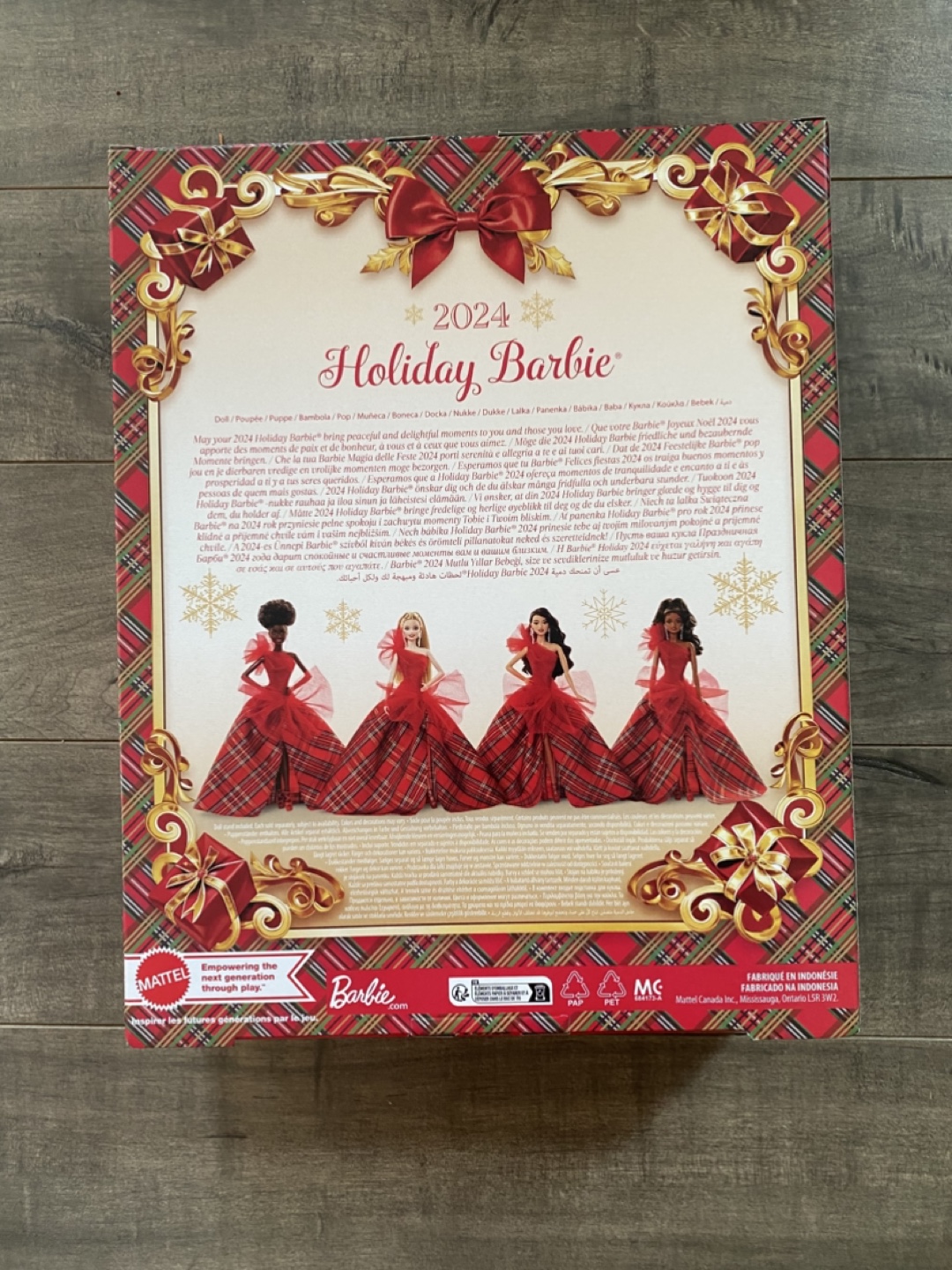 2024 Holiday Barbie Signature Doll - photo 2